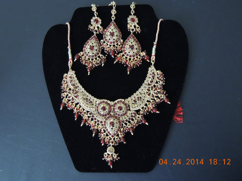 Necklace and Ear ring set